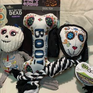 Set of 3 dog toys.buy tonight